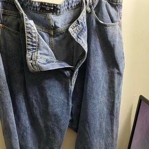 Pretty little thing jeans plus size